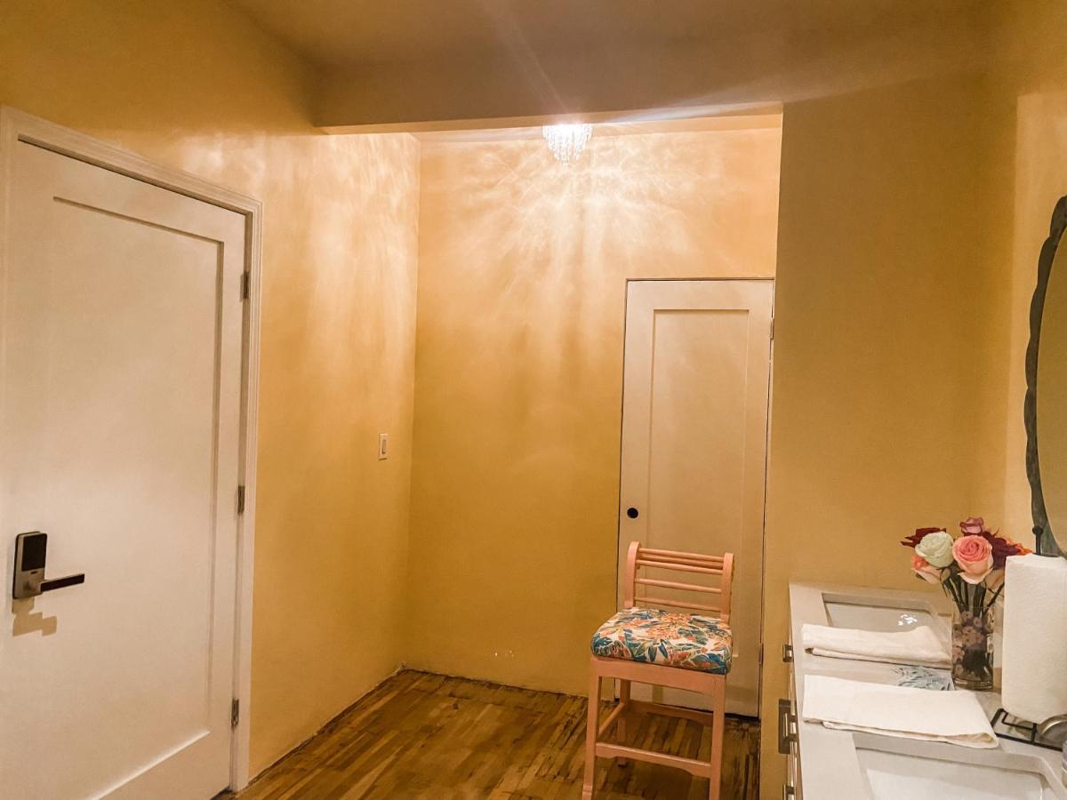 Island Girl Spa + Bed And Breakfast Los Angeles Exterior foto