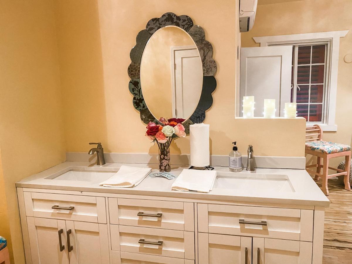 Island Girl Spa + Bed And Breakfast Los Angeles Exterior foto